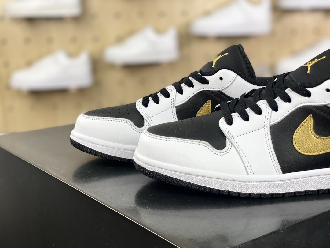 200 耐克Nike Air Jordan 1 Low"White/Black/Metallic Gold"AJ1乔丹一代篮球鞋“白黑金钩”553558-172