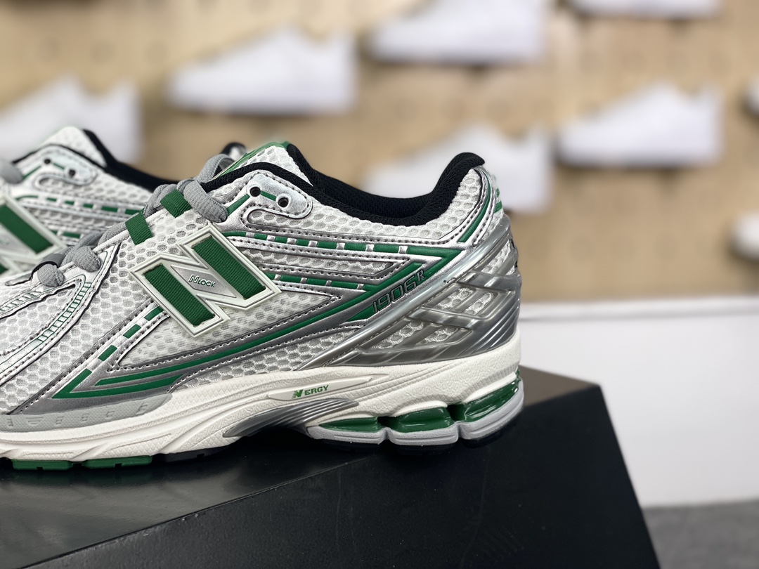 220 NB新百伦New Balance M1906R"Silver Metallic"系列低帮慢跑鞋“金属银灰绿”M1906RFN