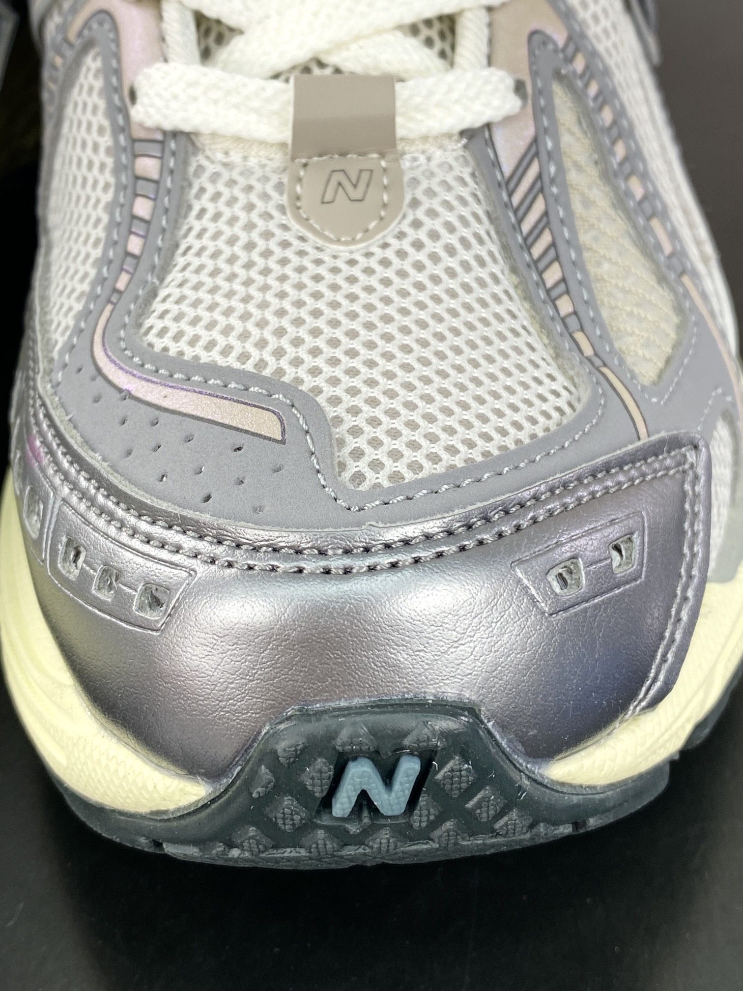 260 NB新百伦New Balance M1906R"Moonrock Grey"系列低帮慢跑鞋“月球灰奶黄”M1906RRD
