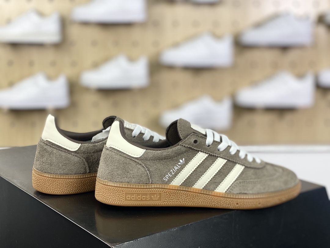 140 阿迪达斯Adidas Originals Handball SPZL 手球运动员系列板鞋“翻毛可可棕奶白焦糖底”IE6490