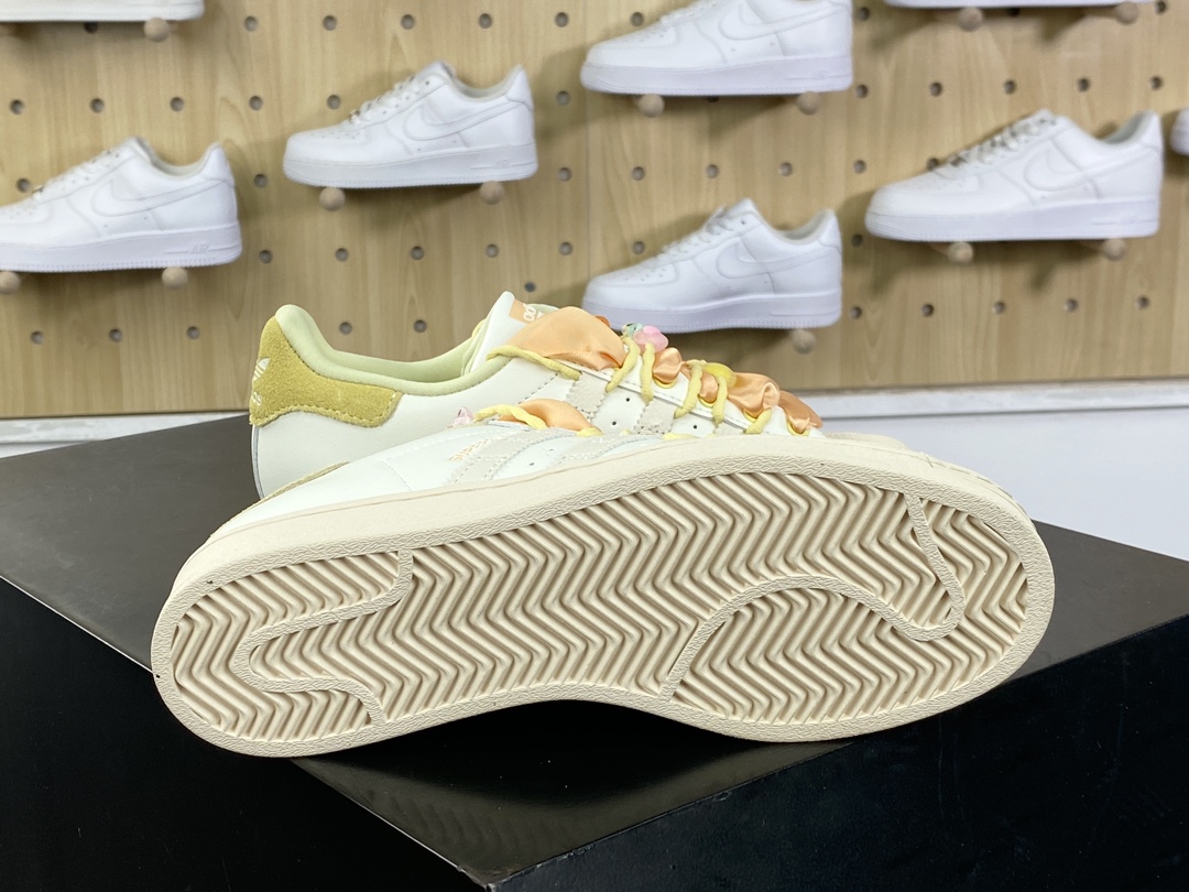 220 三叶草Adidas Originals Superstar”Cream White/Yellow”经典贝壳头板鞋“皮革白黄马卡龙鞋饰”IF1805