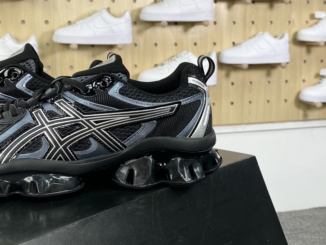 240 亚瑟士/ASICS Gel-Quantum Kinetic”Black Sliver”量子跑步鞋“黑银”1203A270-253