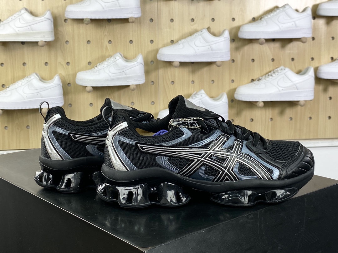 240 亚瑟士/ASICS Gel-Quantum Kinetic”Black Sliver”量子跑步鞋“黑银”1203A270-253