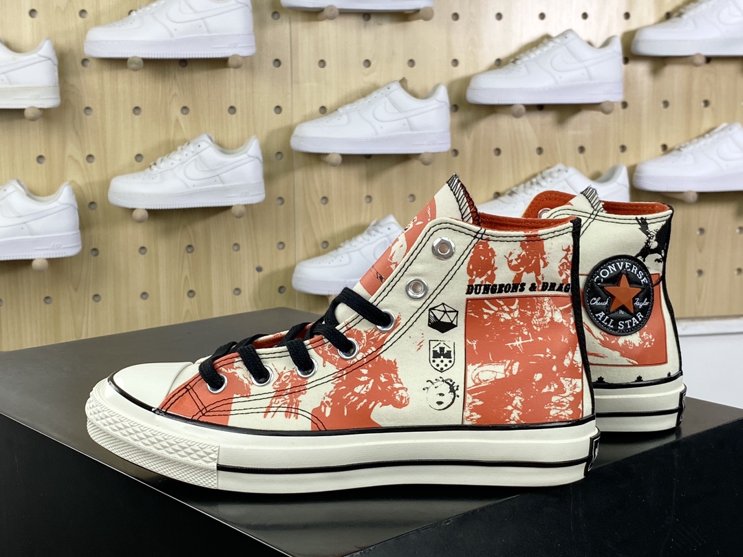 160  Converse Chuck Taylor All Star 1970s High”D&D”复古三星标板鞋“联名米白黑红涂鸦”A09883C