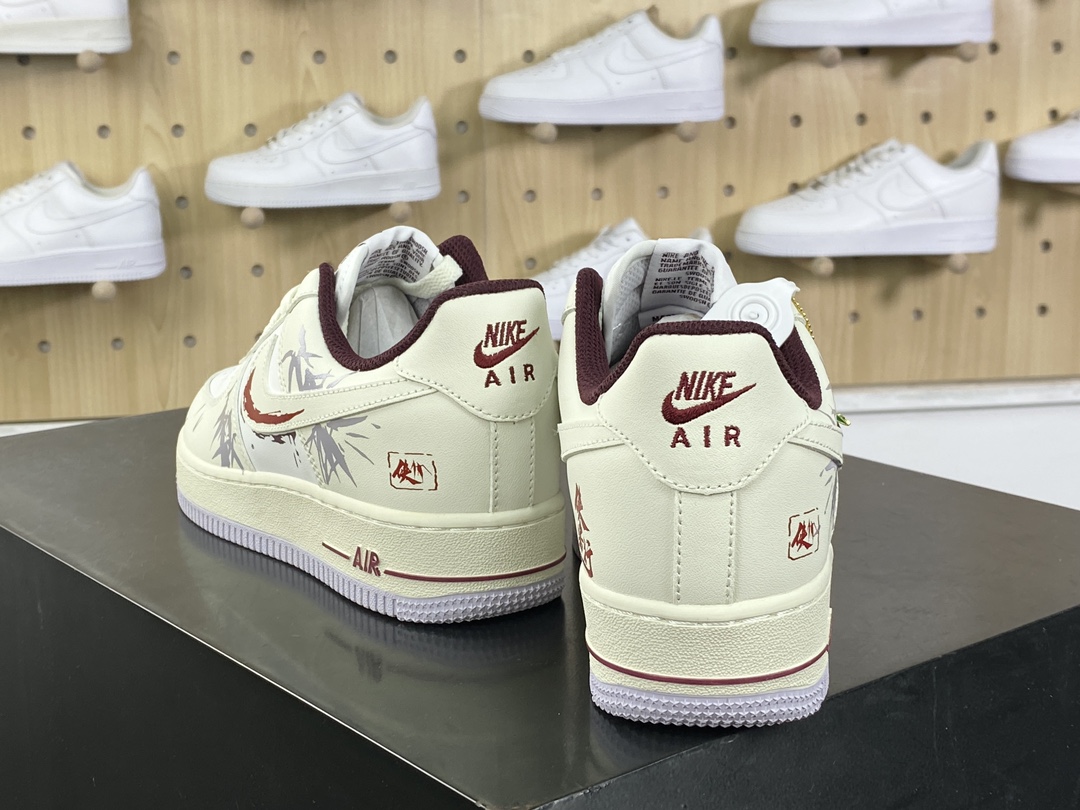 240 耐克Nike Air Force 1'07 Low Retro”Ode to Gallantry”空军一号板鞋“米白酒红竹林侠客行”XC2351-110