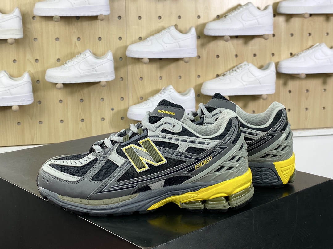 200 新百伦New Balance M1906U系列低帮复古老爹风休闲运动慢跑鞋“水泥深灰黑黄”M1906NA