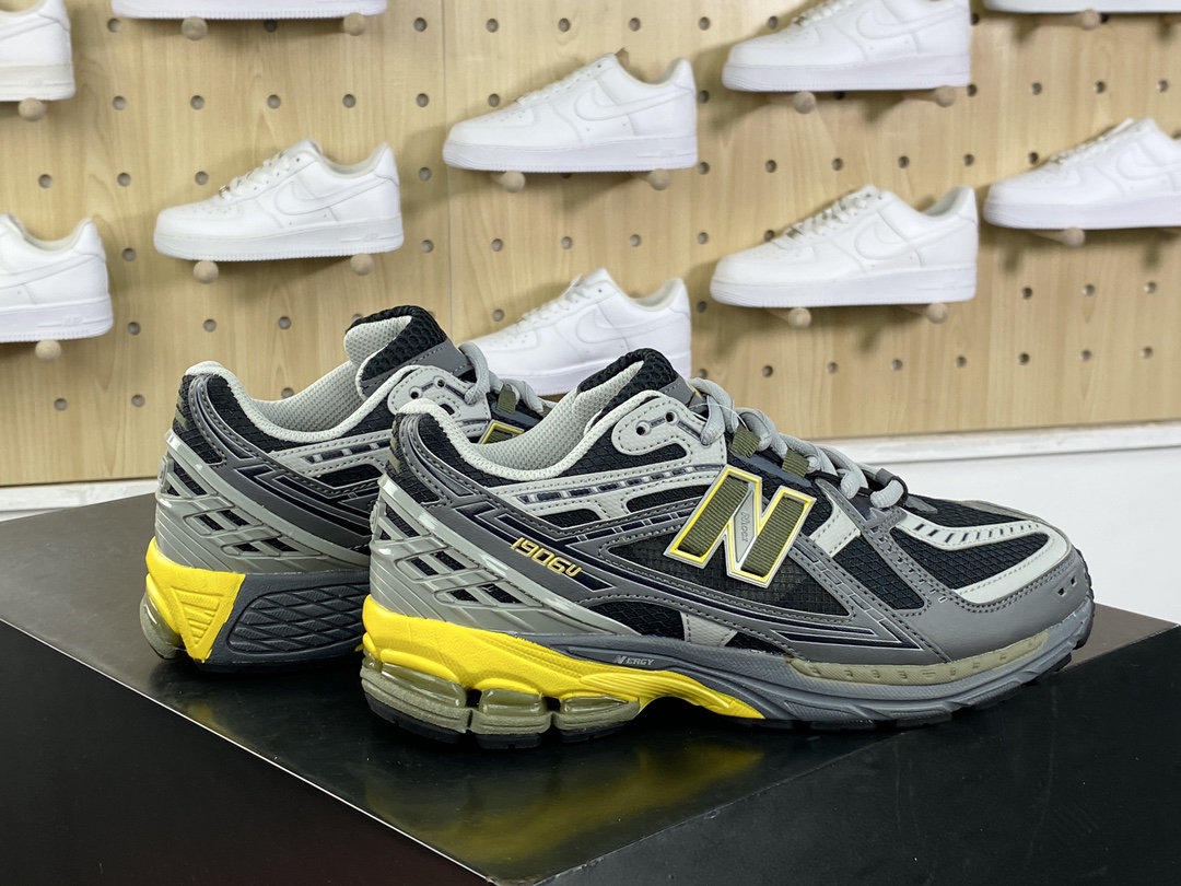 200 新百伦New Balance M1906U系列低帮复古老爹风休闲运动慢跑鞋“水泥深灰黑黄”M1906NA