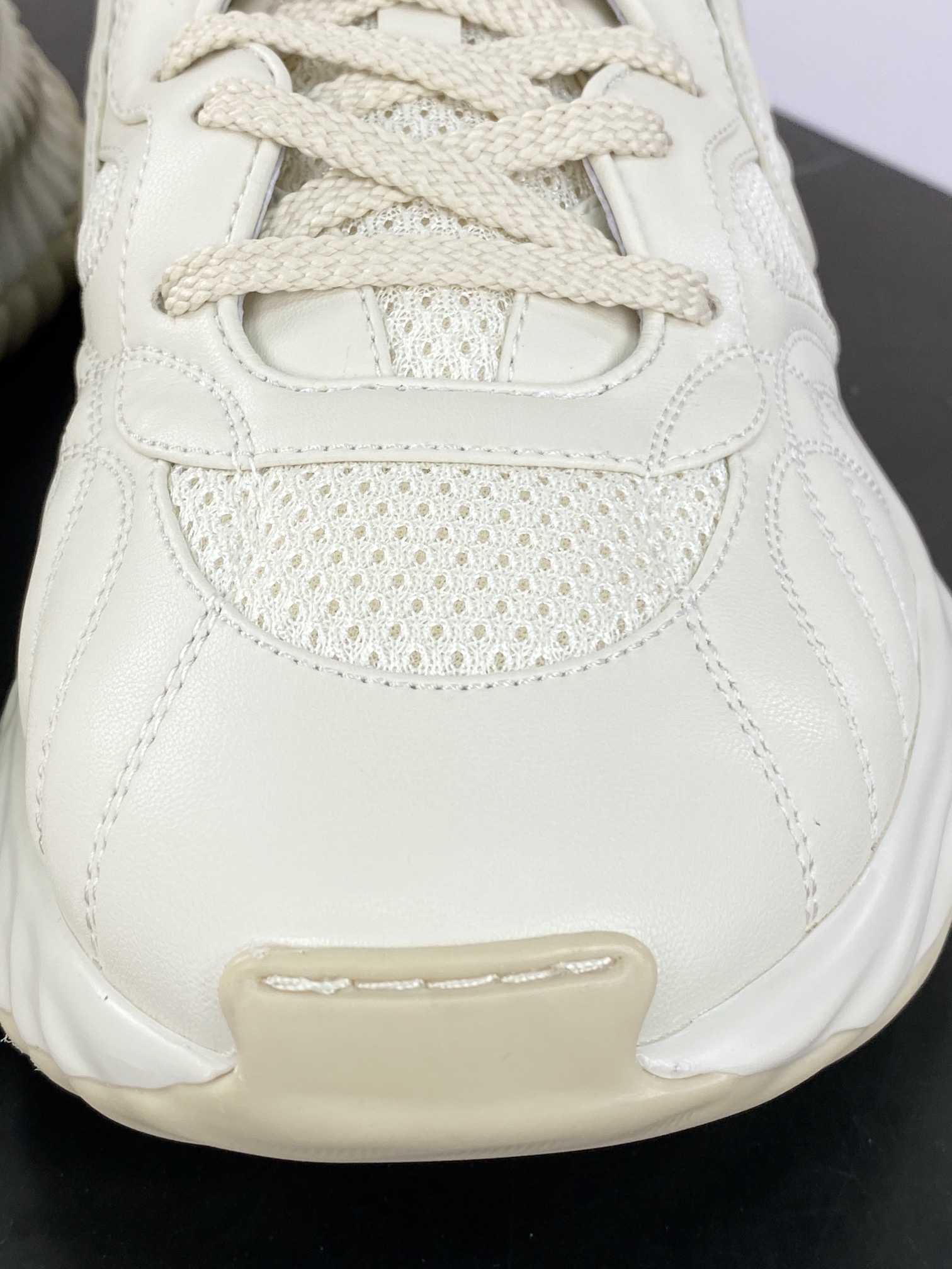 460 古驰Gucci Ripple Low Sneaker 波纹系列低帮运动鞋“米白GG互扣LOGO”771471 AAC95 9110