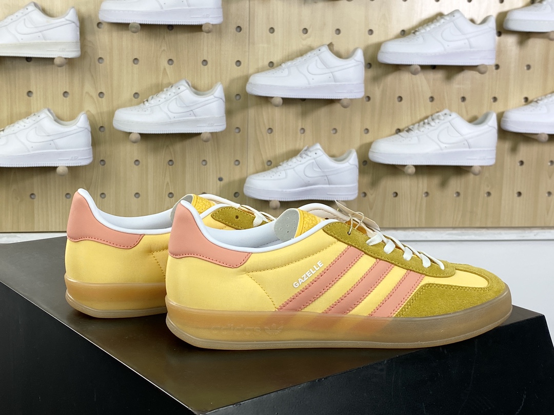 220 阿迪达斯Adidas Gazelle Indoor Trainers 羚羊内训系列低帮板鞋“翻毛粘土黄橘黄生胶底”IE2959