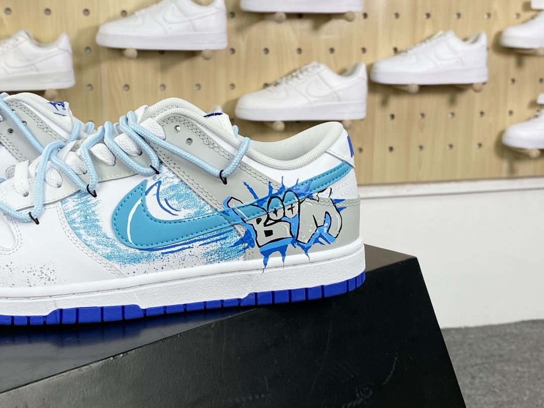 280 耐克Nike SB Dunk Low”Royal”扣篮系列低帮板鞋“蓝白灰夏日清爽泼墨绑绳”DV0831-104