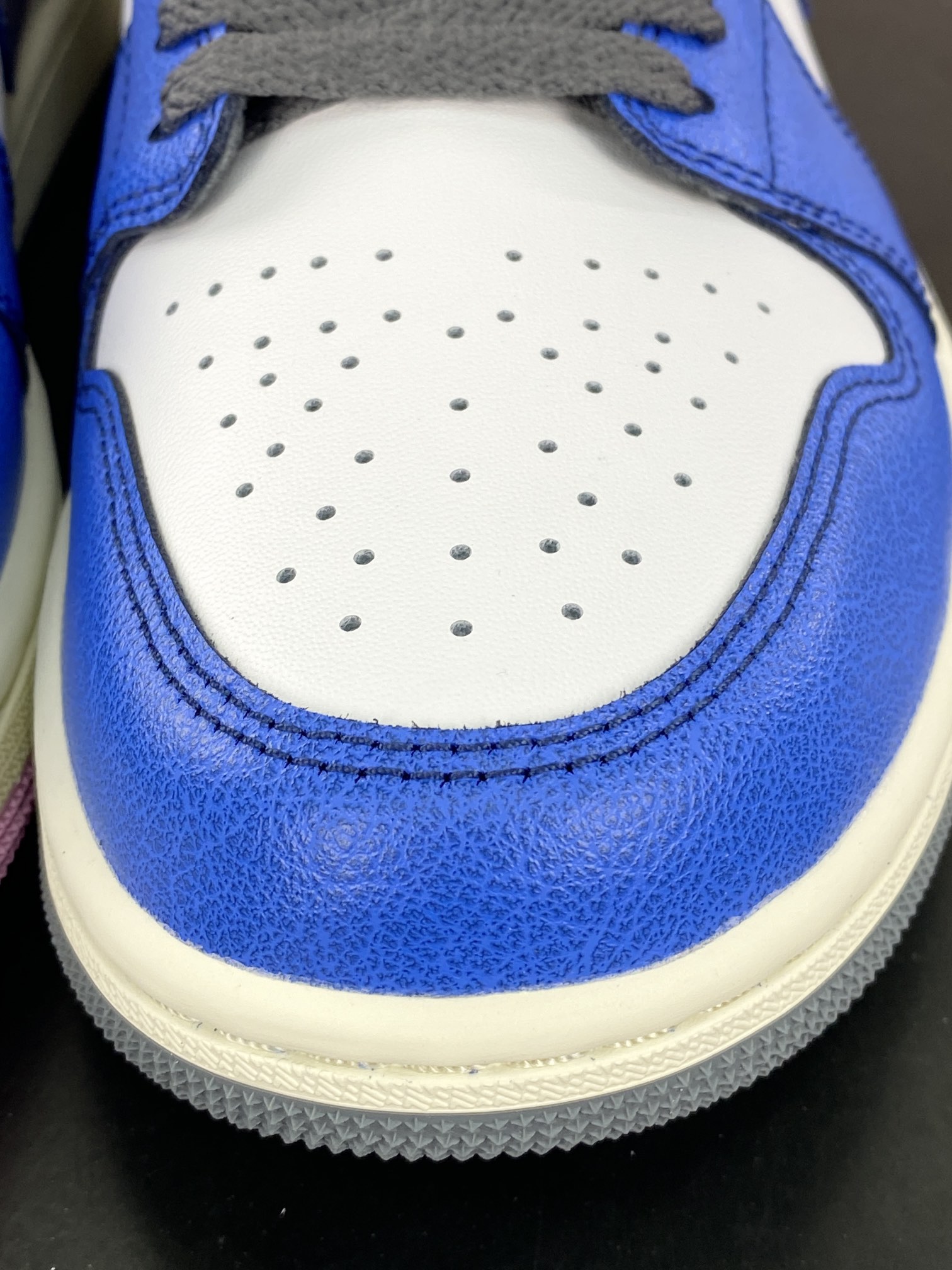 220 Onoglish x Nike Air Jordan 1 Low SE”Flight Vintage”AJ1乔丹一代篮球鞋“联名小野比利闪电蓝”FV8439-104