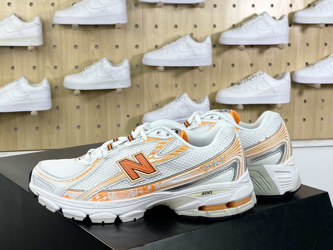 240 NB新百伦New Balance MR740系列低帮复古老爹风休闲运动慢跑鞋“白银亮橙”MR740SE