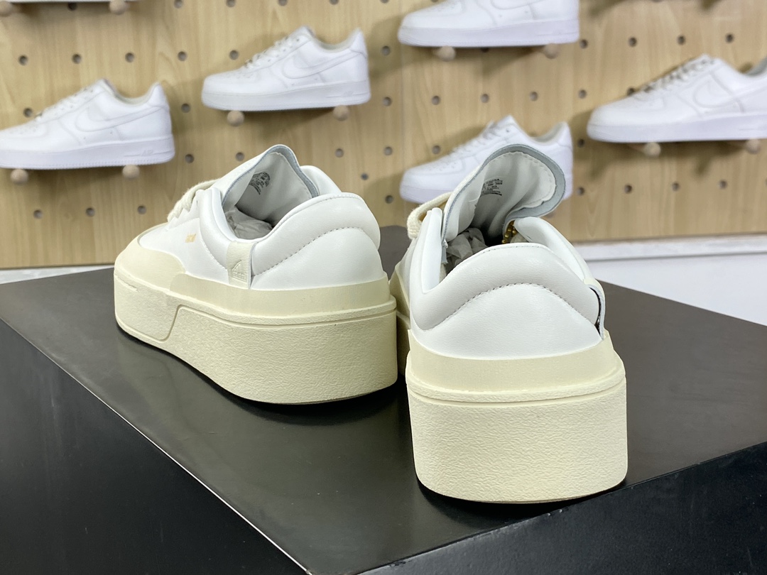 220 阿迪达斯Adidas Labcourt Low Lab球场系列经典板鞋“皮革米白金”IF1709