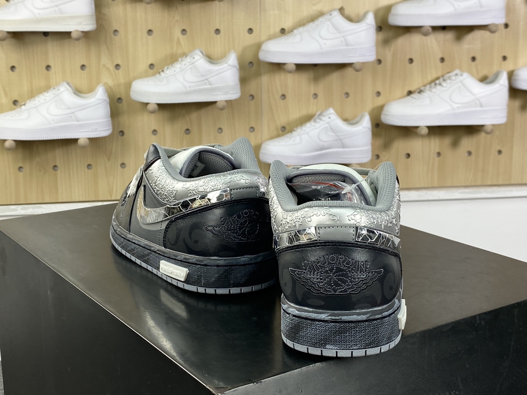 300 耐克Nike Air Jordan 1 Low"Grey Morden"AJ1乔丹一代低帮篮球鞋“黑银灰格雷系摩登薇镜”553560-053