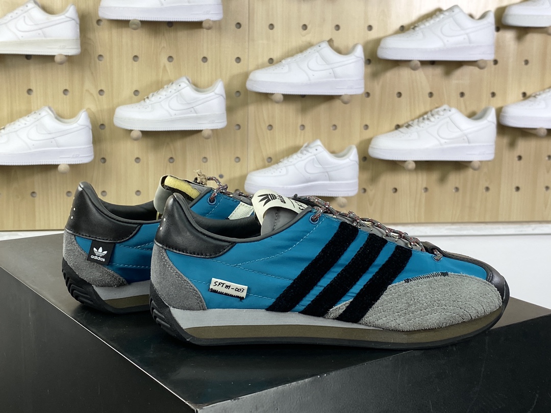 280 Song for the Mute x Adidas Country OG"Black Wonder Beige"Aqua Black"SFTM-003系列低帮慢跑鞋“联名水蓝深灰黑”ID3545