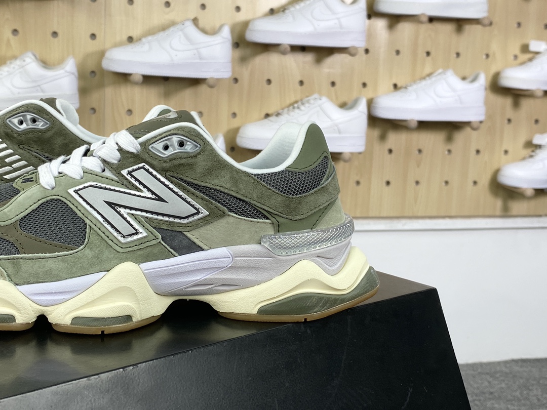 240 新百伦New Balance 9060"Green/Grey"系列复古百搭老爹风跑步鞋“橄榄绿灰米黄”U9060FOC