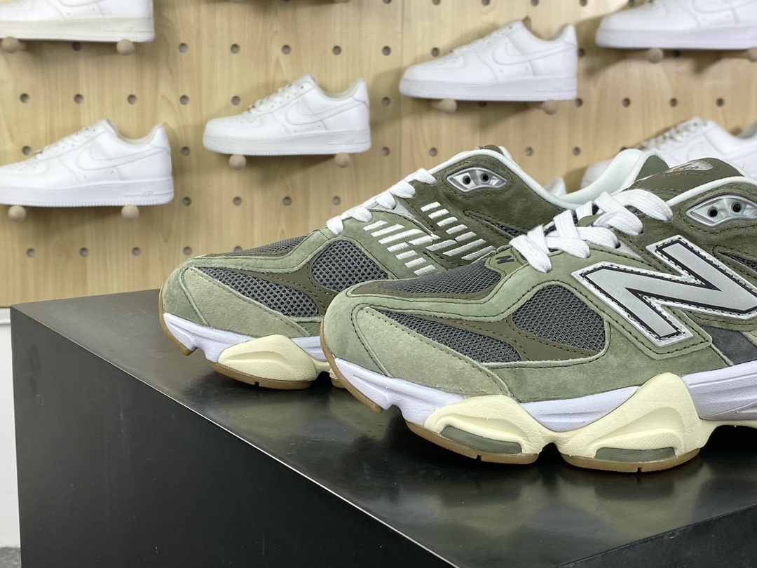 240 新百伦New Balance 9060"Green/Grey"系列复古百搭老爹风跑步鞋“橄榄绿灰米黄”U9060FOC