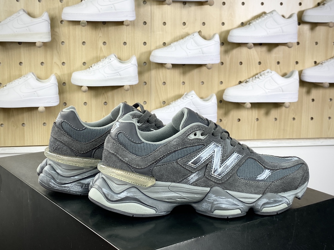 220 新百伦New Balance 9060"Magnet"系列复古百搭老爹跑步鞋“磁铁碳灰做旧”U9060SG