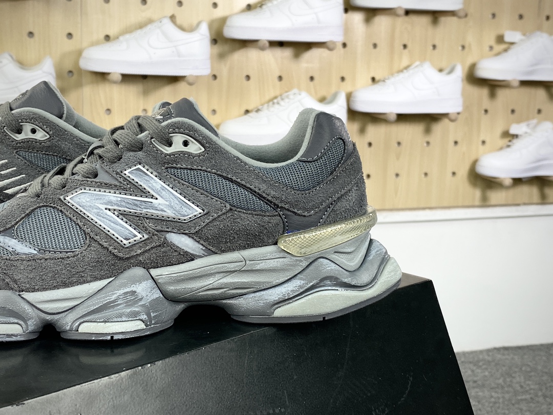 220 新百伦New Balance 9060"Magnet"系列复古百搭老爹跑步鞋“磁铁碳灰做旧”U9060SG