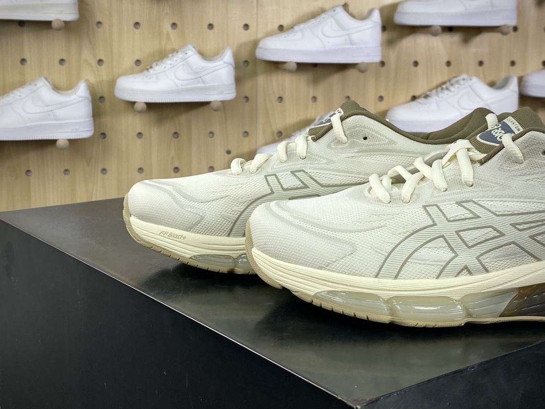 240 亚瑟士/ASICS Gel-Quantum 360 VIII”Cream Pepper”量子跑步鞋“米白胡椒棕”1203A402-101