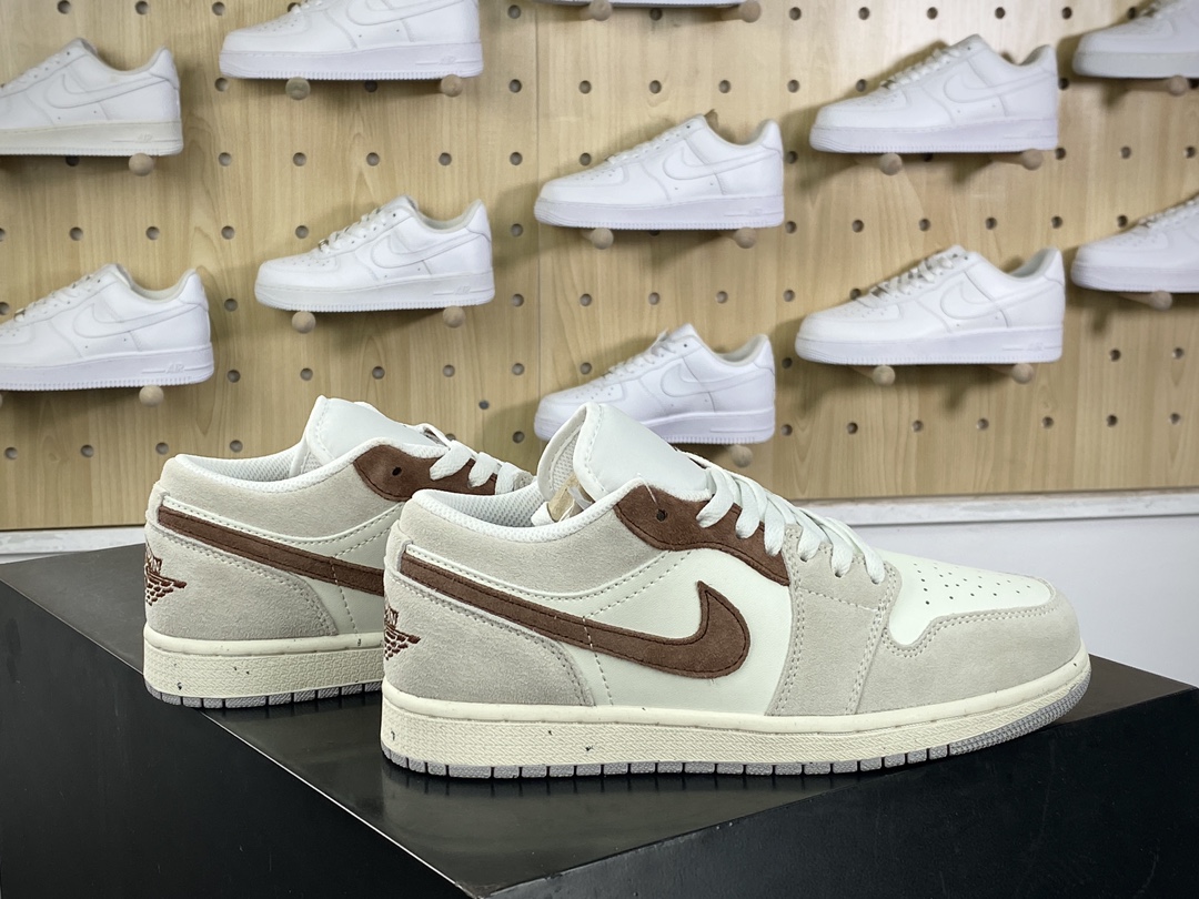 200 耐克Nike Air Jordan 1 Low"Light Bone/Archaeo Brown"AJ1乔丹一代篮球鞋“骨白灰深棕”HF1567-200