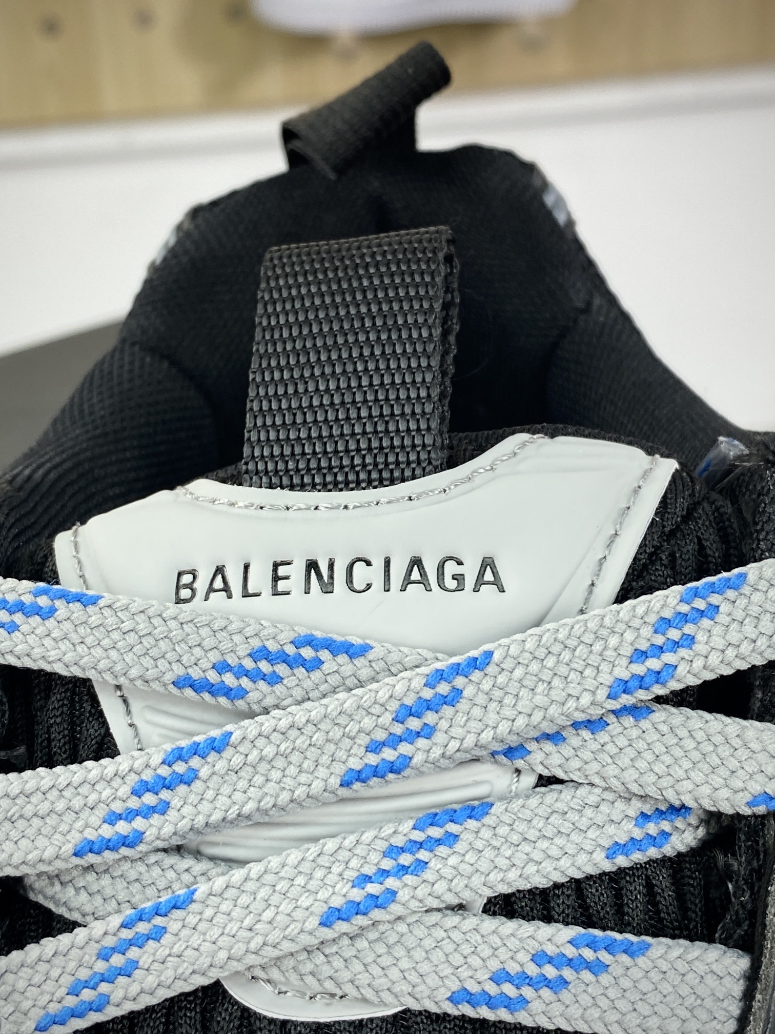 280 巴黎世家BALENCIAGA Cargo Sneaker 10XL船型系列低帮运动鞋“黑灰蓝绿做旧”784344 W2MV2 1143