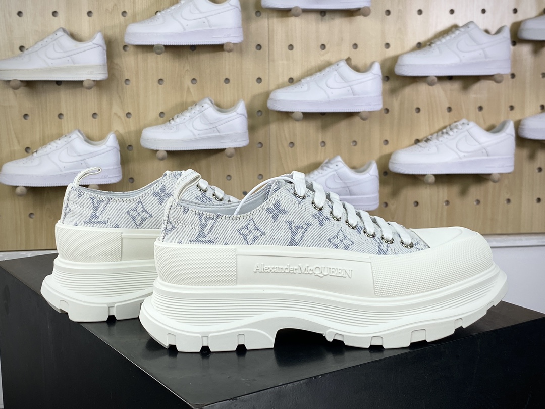 McQueen Alexander McQueen Chunky Tread Slick Low Sneakers Tread Canvas Casual Sports Shoes ”Denim White Gray LV Old Flower” 604257W4L3471028