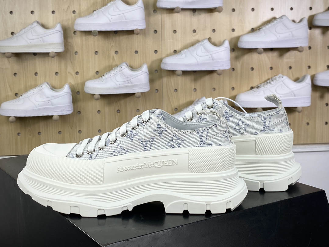 McQueen Alexander McQueen Chunky Tread Slick Low Sneakers Tread Canvas Casual Sports Shoes ”Denim White Gray LV Old Flower” 604257W4L3471028