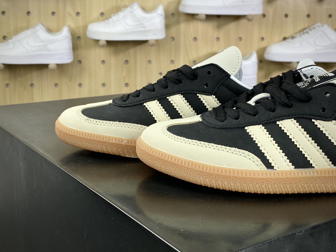 Adidas Originals Samba OG ”Off White” Samba series sneakers ”Sesame Yellow Black Rubber Sole” IE5836