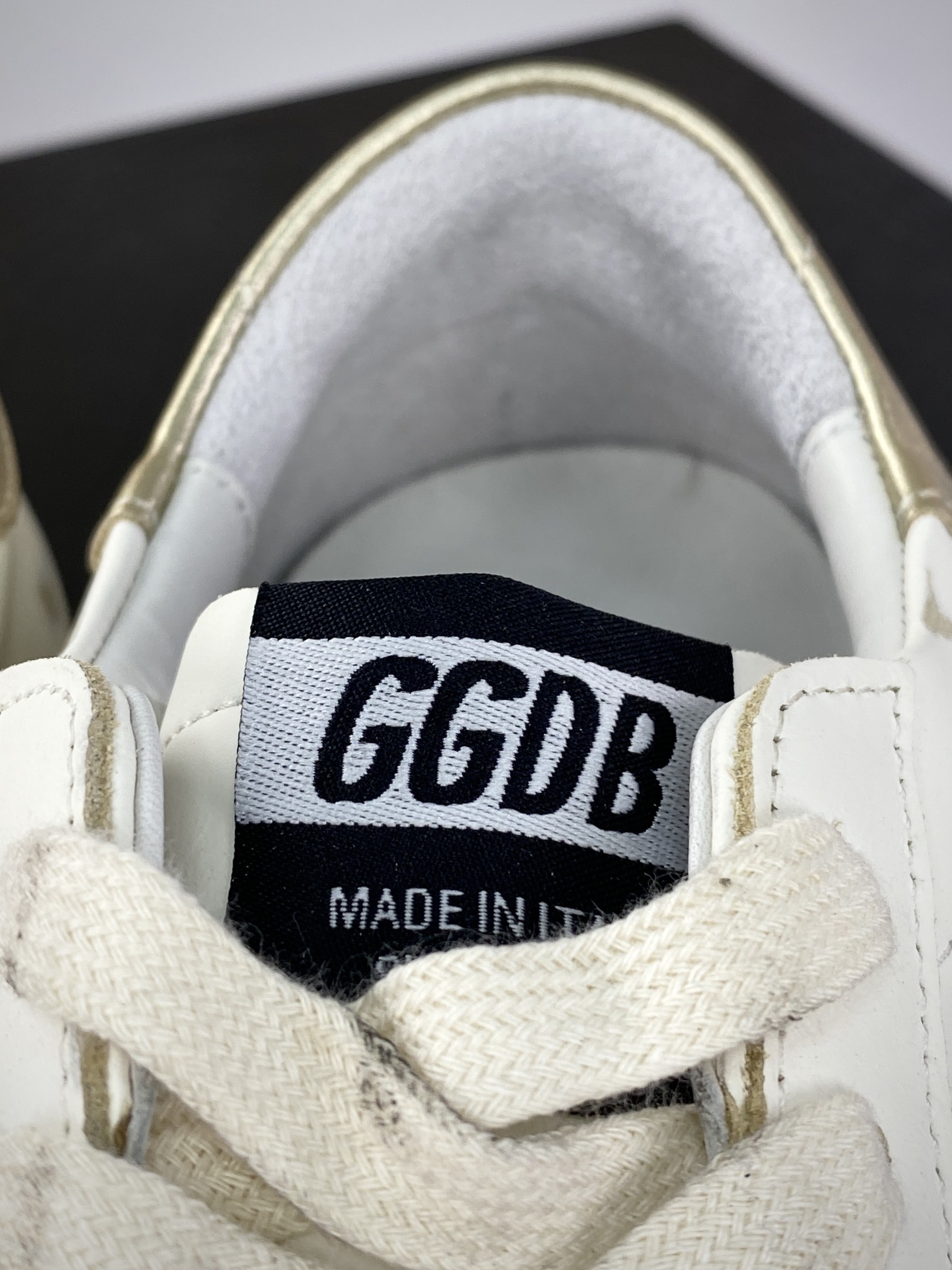 Golden Goose Uomo/Donna Donna series low-top retro versatile dirty sneakers ”leather white rose gold tail” G21D130.G11