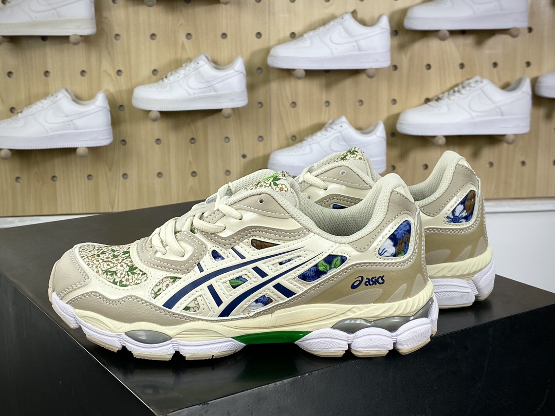 200 亚瑟士/Asics Gel-NYC 系列低帮复古休闲运动慢跑鞋“浅卡其深棕花卉”1202A441-250