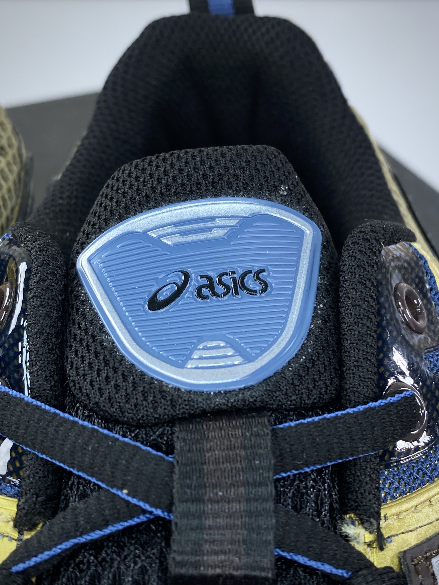 240 亚瑟士/ASICS Gel-Quantum Kinetic”Dark Auburn Light Indigo”量子跑步鞋“深褐金靛蓝”1203A270-202