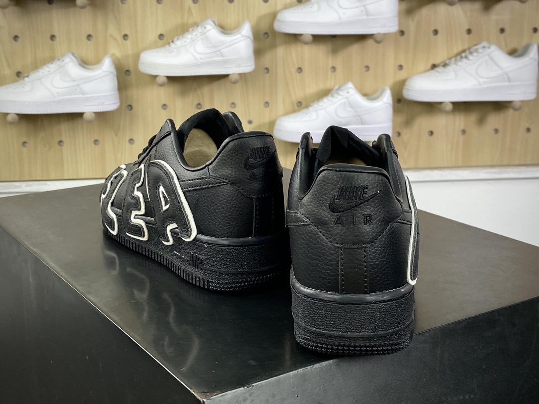 280 Cactus Plant Flea Market/CPFM x Nike Air Force 1 07 Low”Black/White”空军一号板鞋“皮革黑白放大补丁字母”DC4457-001