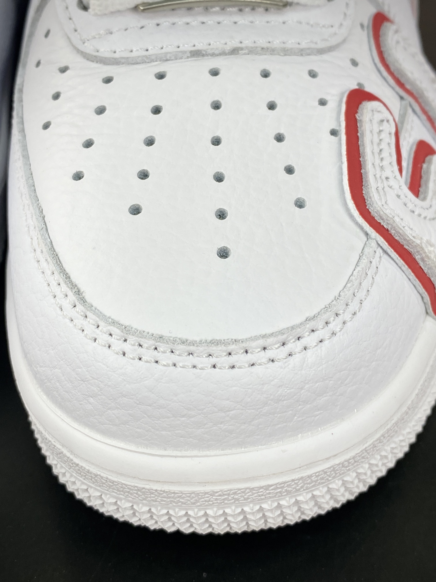 280 Cactus Plant Flea Market/CPFM x Nike Air Force 1 07 Low”White/Red”空军一号板鞋“皮革白红放大补丁字母”CK4746-991