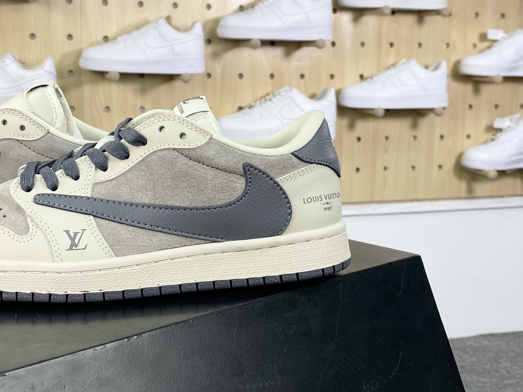 280 Louis Vuitton x Travis Scott x Nike Air Jordan 1 Low OG SP”Black/Beige LV Monogram”AJ1乔丹一代篮球鞋“TS联名深灰”LX1988-102