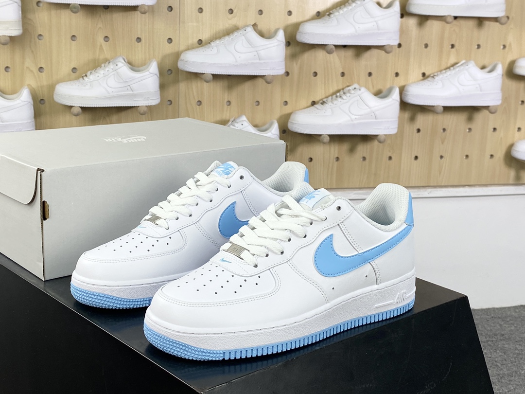 200 耐克Nike Air Force 1’07 Low”White/Black”空军一号经典低帮板鞋“皮革白蓝钩子”FQ4298-100