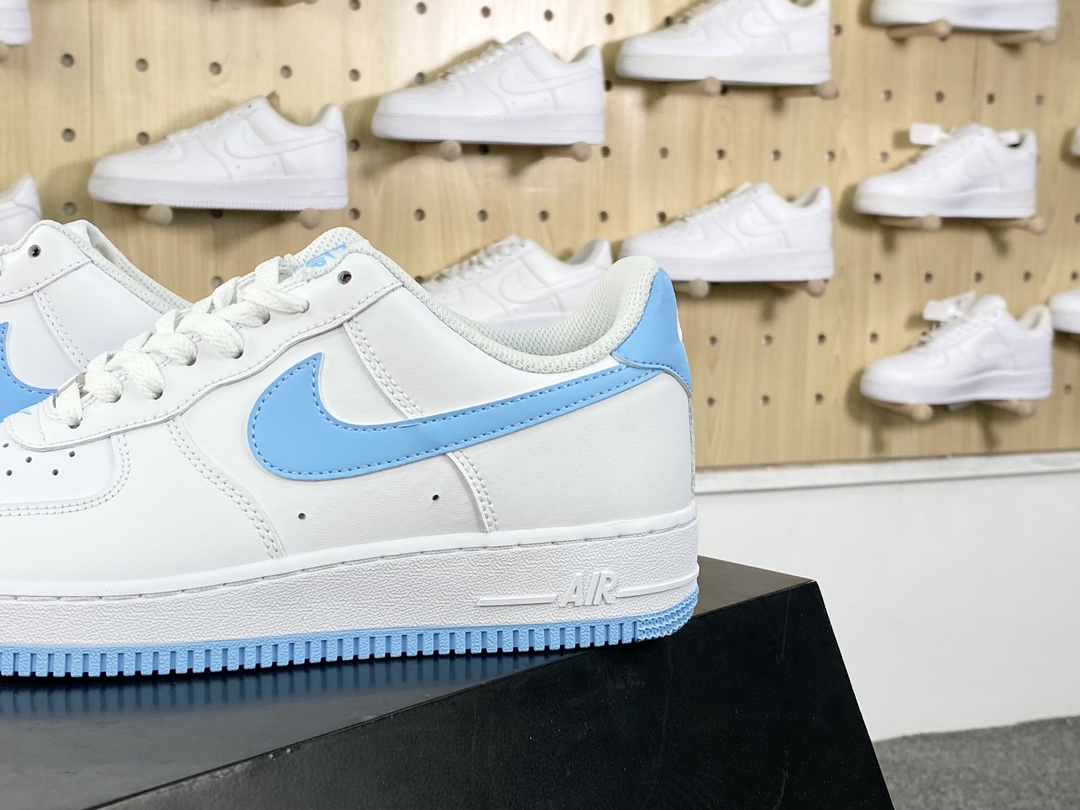 200 耐克Nike Air Force 1’07 Low”White/Black”空军一号经典低帮板鞋“皮革白蓝钩子”FQ4298-100