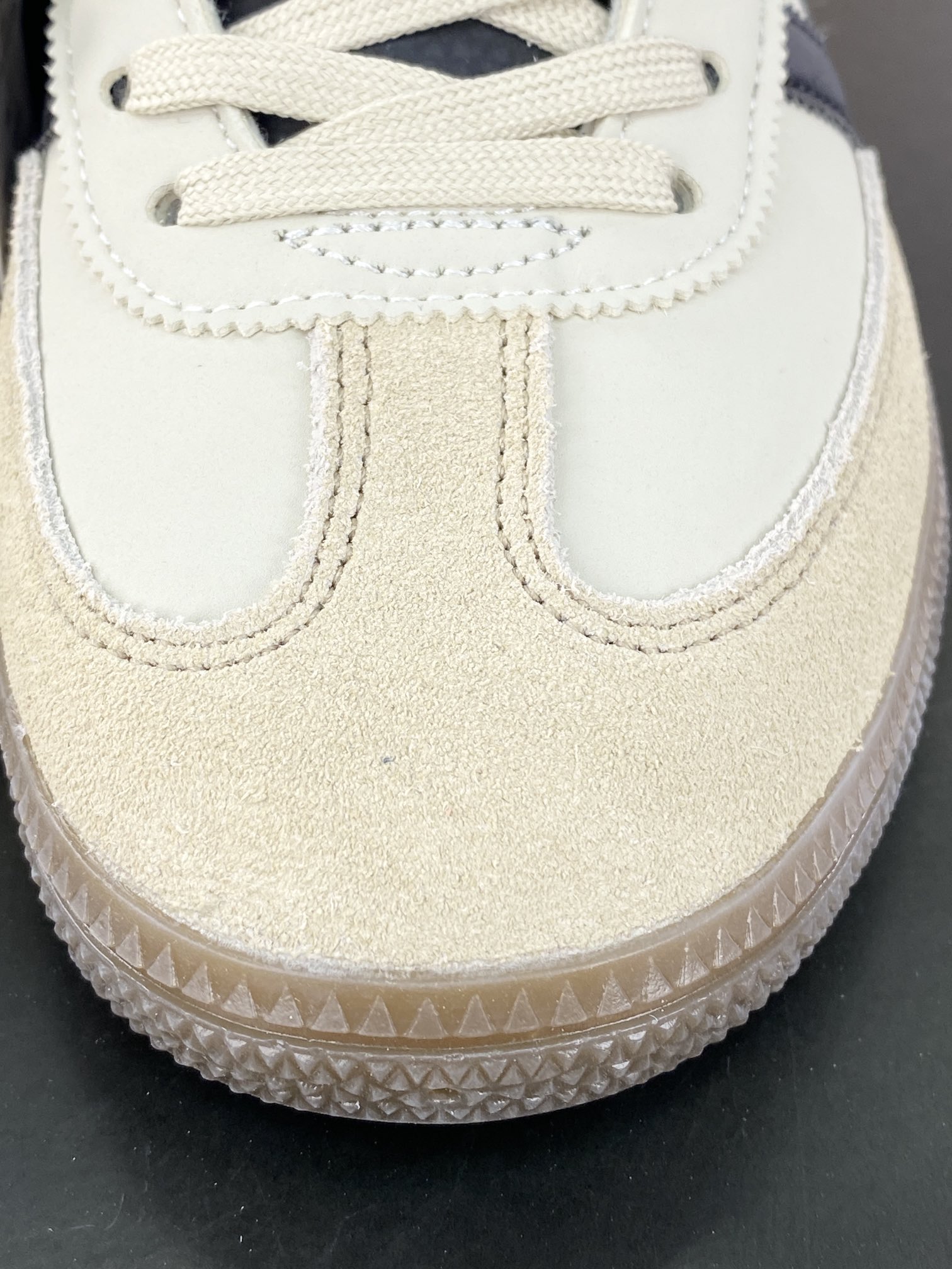 Adidas Originals Handball SPZL Handball Player Sneakers ”Leather Beige Black Stitching Caramel Sole” IE3698
