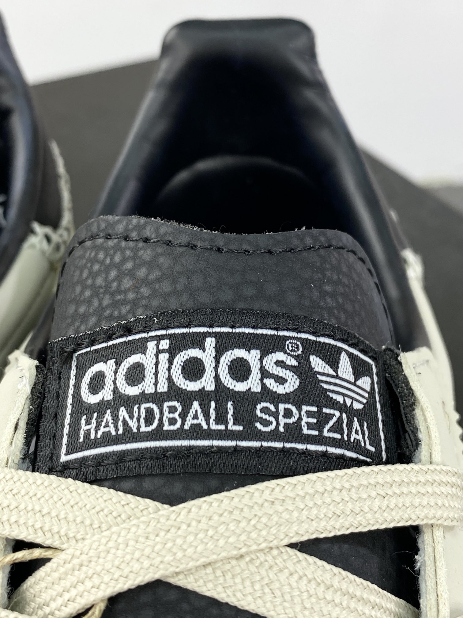 Adidas Originals Handball SPZL Handball Player Sneakers ”Leather Beige Black Stitching Caramel Sole” IE3698
