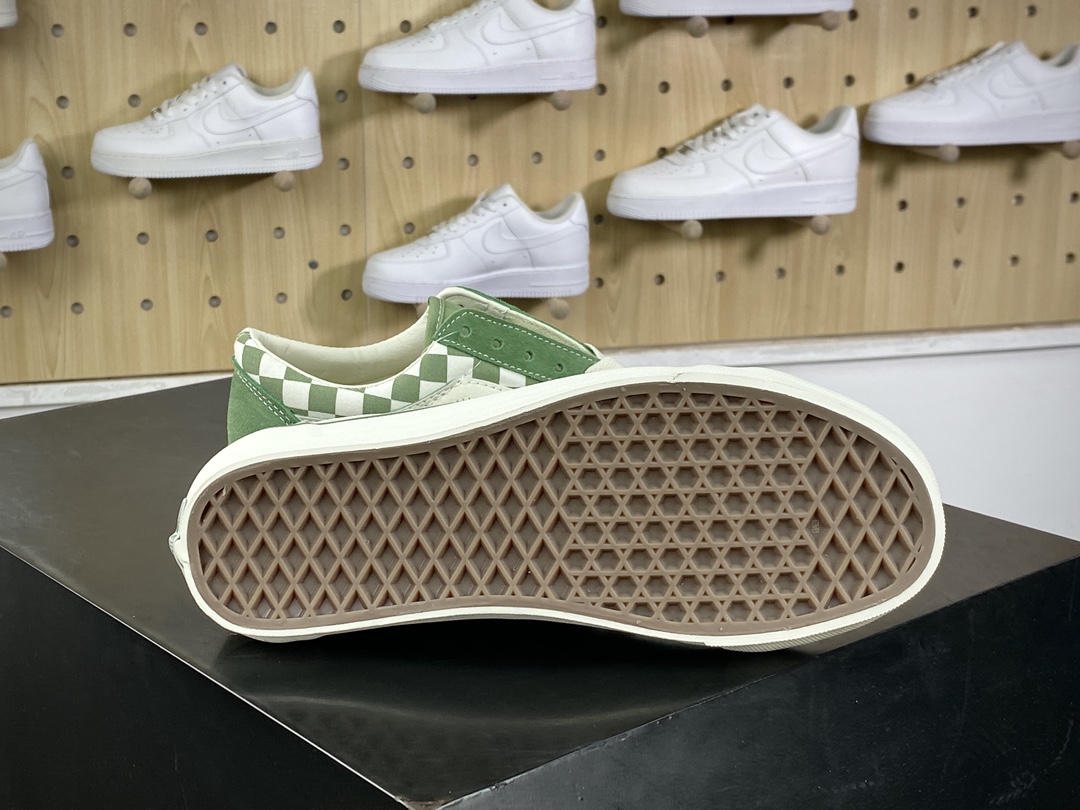 150 Vans Old Skool Reissue 136 老茱利安136系列低帮板鞋“旧绿米白棋盘格子”VN000MT6V0N