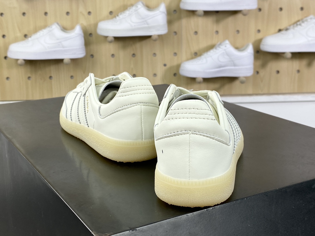 200 三叶草Adidas Originals Samba Decon"Cloud White"桑巴舞板鞋“单层皮全白升级底”IG6171