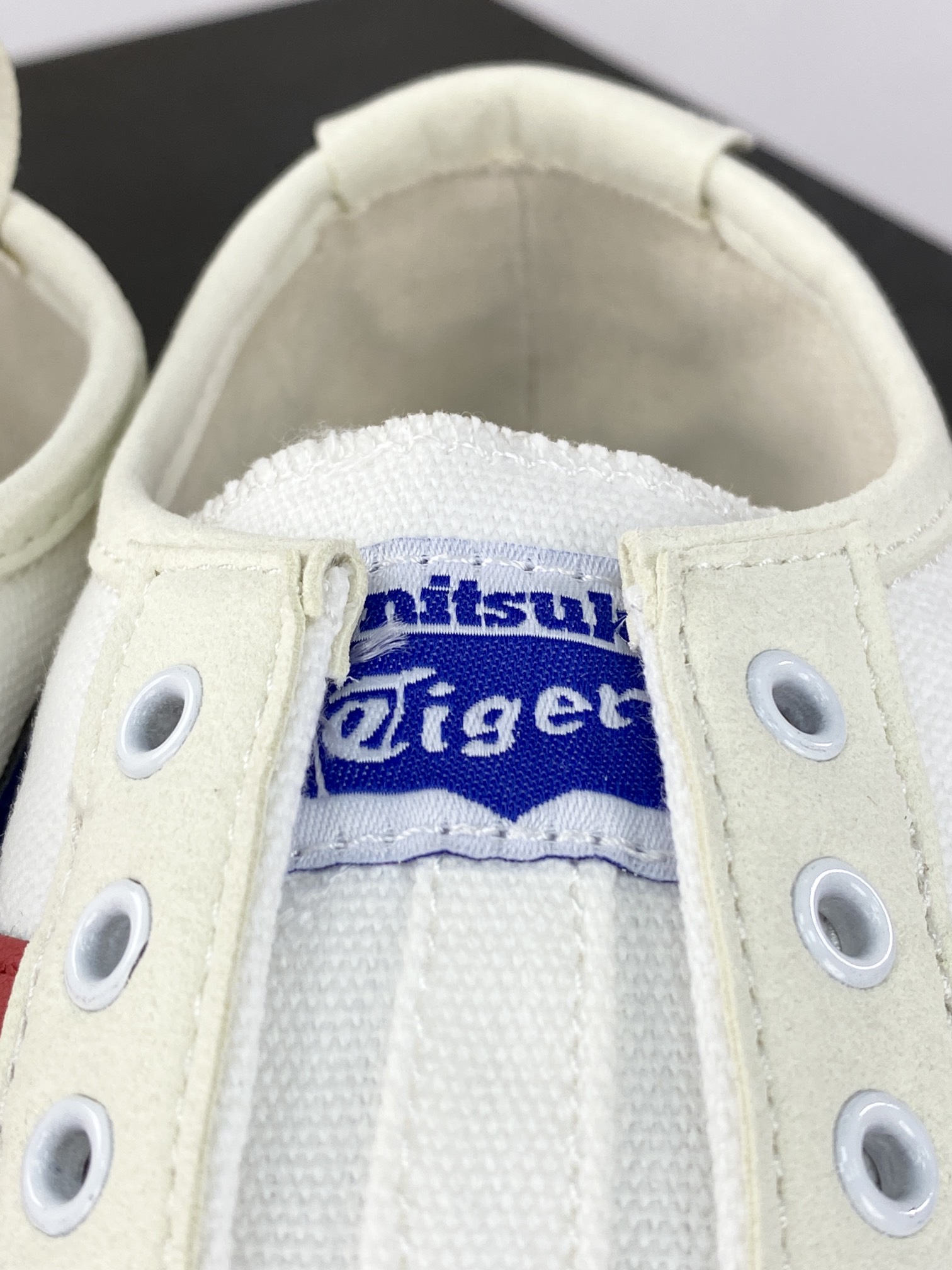 140 鬼塚虎/Onitsuka Tiger Mexico 66 Slip-On 墨西哥系列慢跑鞋“帆布白宝蓝红金”1183B475-100