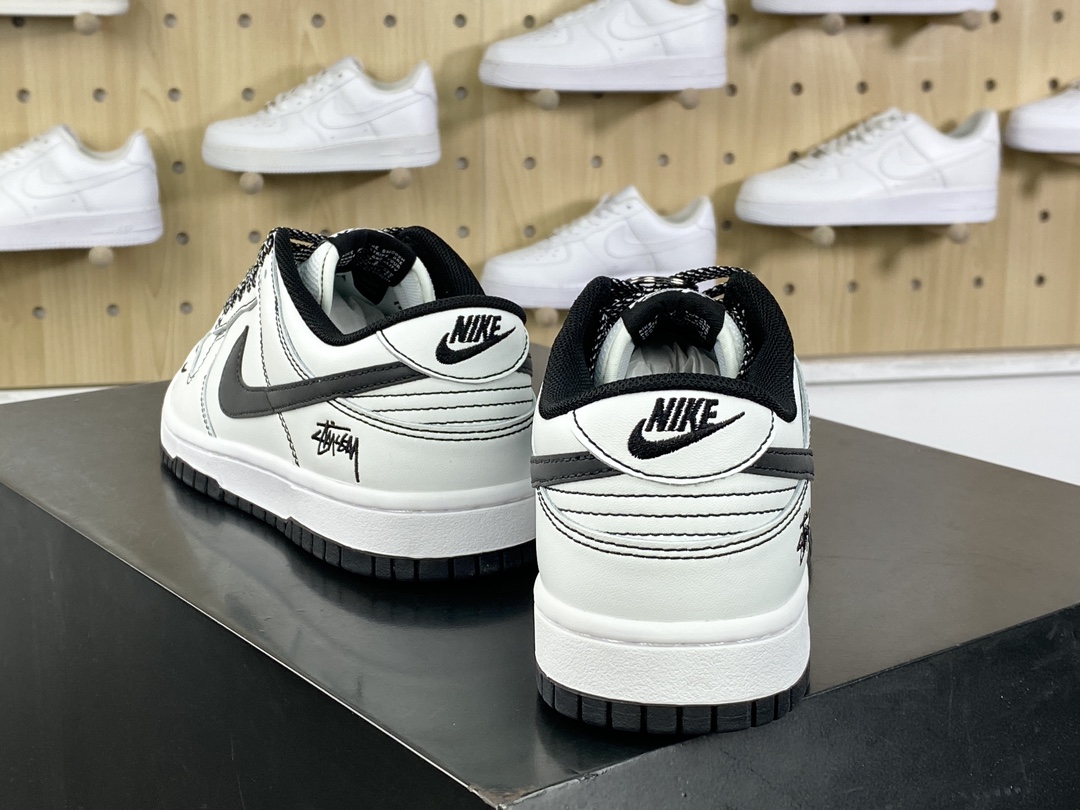 280 Nike By You SB Dunk Low Retro SP扣篮系列低帮滑板板鞋“联名米白黑车线”FC1688-137