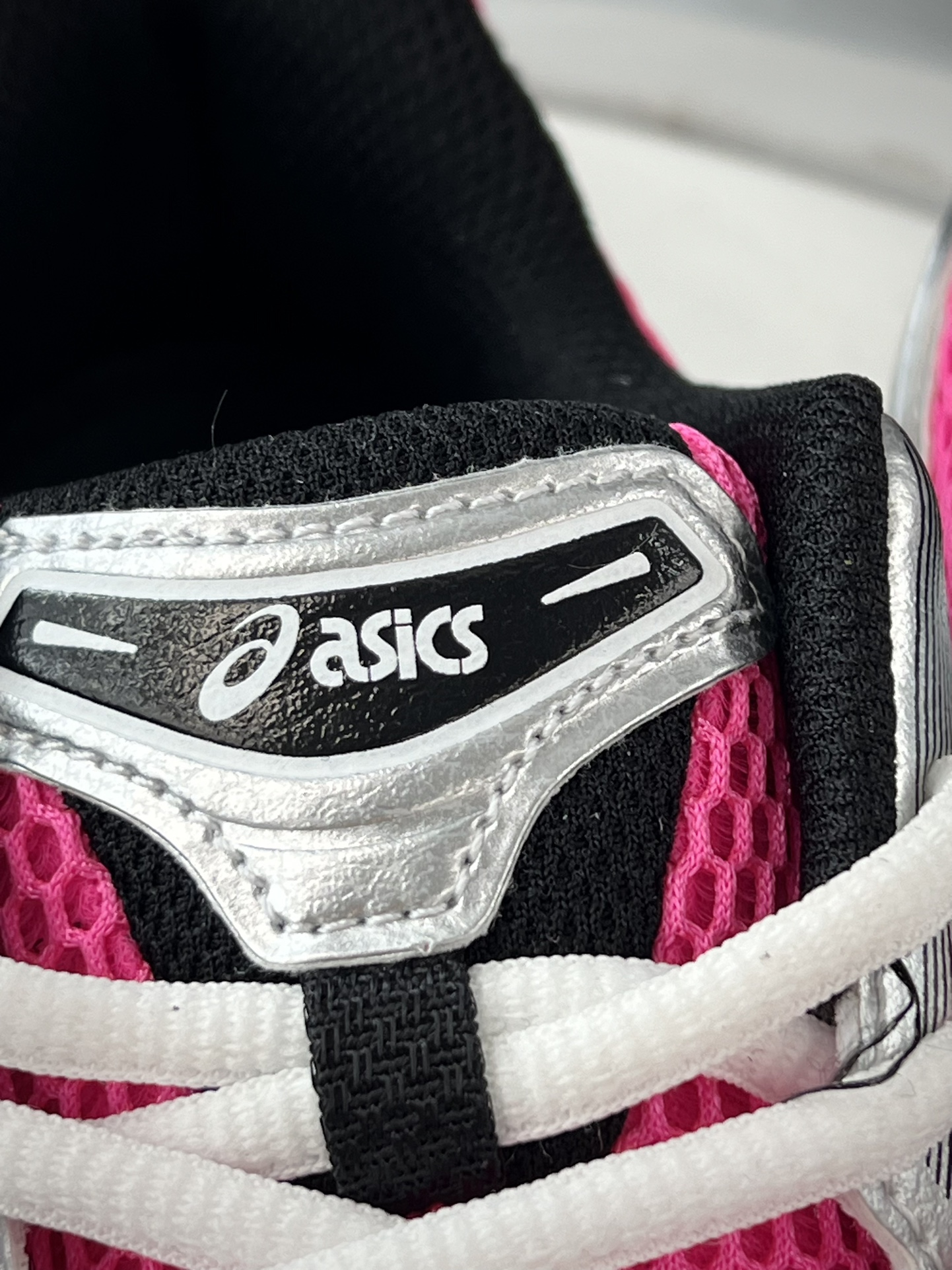 220 亚瑟士/ASICS Gel Kayano 14"Silver White/Black/Pink"系列跑步鞋“太空银黑骚粉”1201A019-700