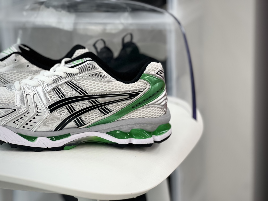 220 亚瑟士/ASICS Gel Kayano 14"White Malachite Green"卡亚诺14代跑步鞋“银白黑金属绿”1201A019-110