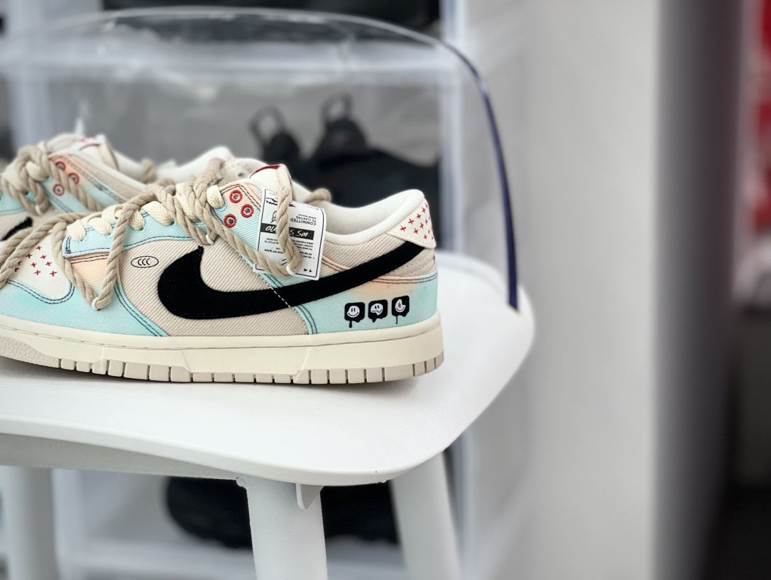 260 耐克Nike SB Dunk Low Lot"Blue/White"扣篮系列低帮板鞋“蓝橙多巴胺渐变刺子绣绑绳”DV0834-100