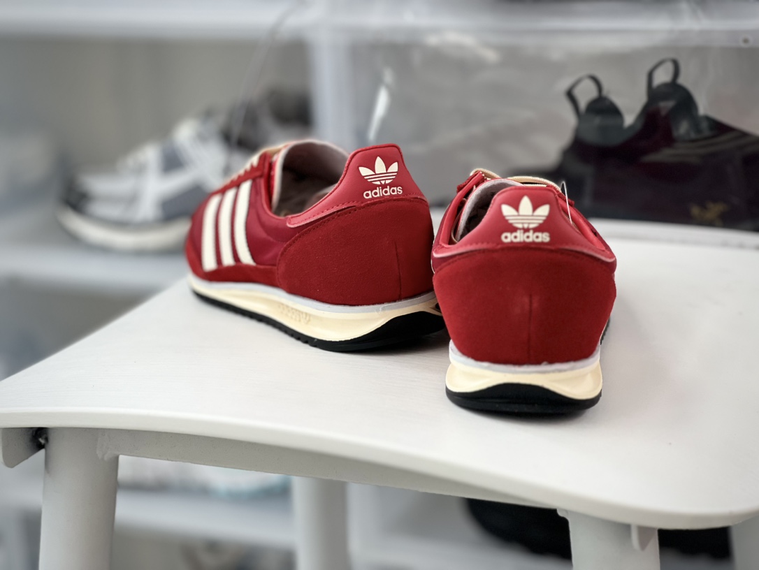 200 阿迪达斯Adidas Wmns SL72 OG"Scarlet Cream White"系列板鞋“猩红白”IE3475