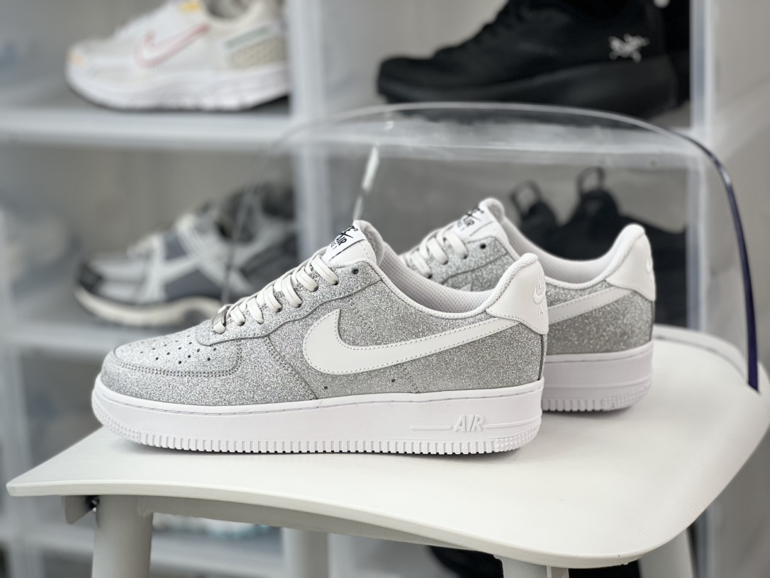 260 Nike Air Force 1'07 Low"Sliver/White/Swan"空军一号板鞋“银白天鹅满天星”CW2288-015