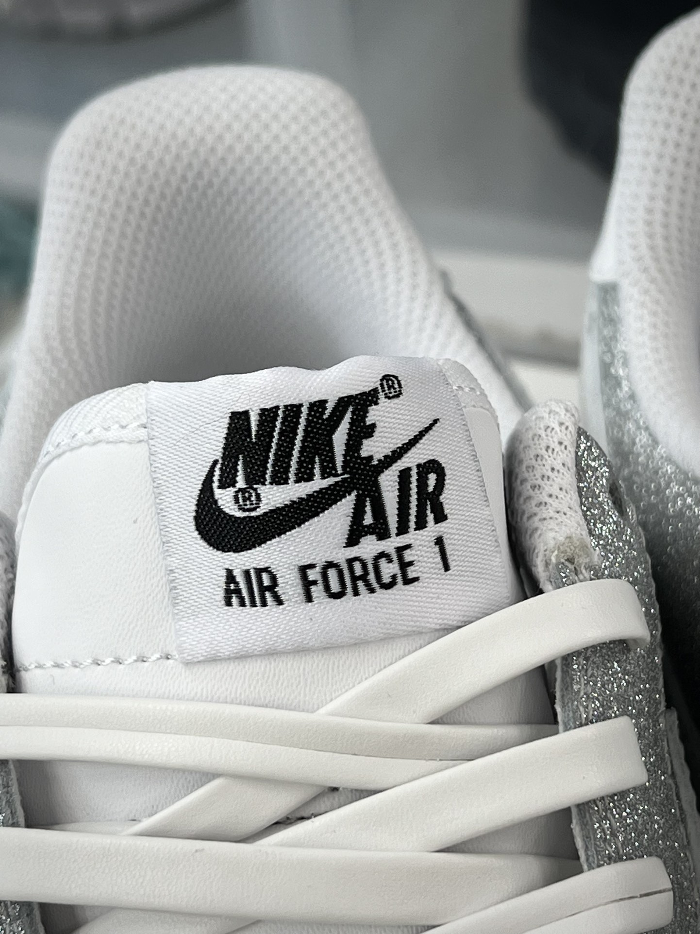 260 Nike Air Force 1'07 Low"Sliver/White/Swan"空军一号板鞋“银白天鹅满天星”CW2288-015