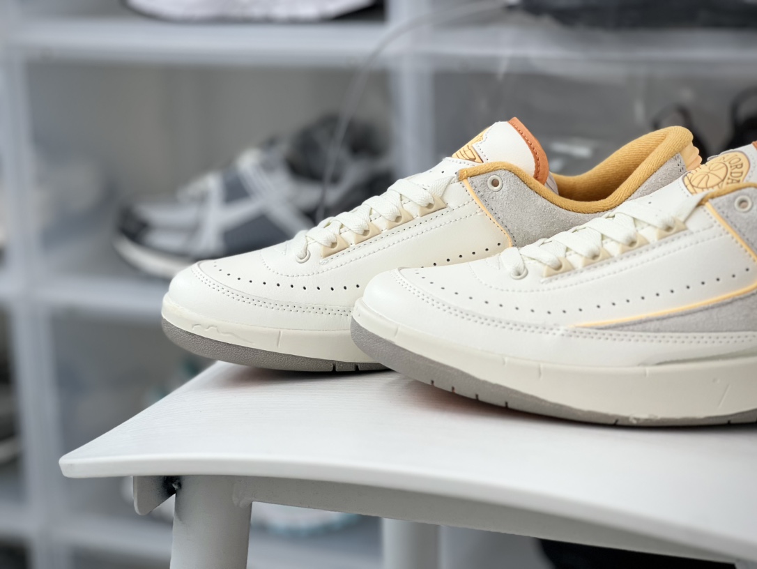 240 耐克Nike Air Jordan 2 Retro Low Craft "Melon Tint"迈克尔·乔丹篮球鞋“米白哈密瓜黄”DV9956-118